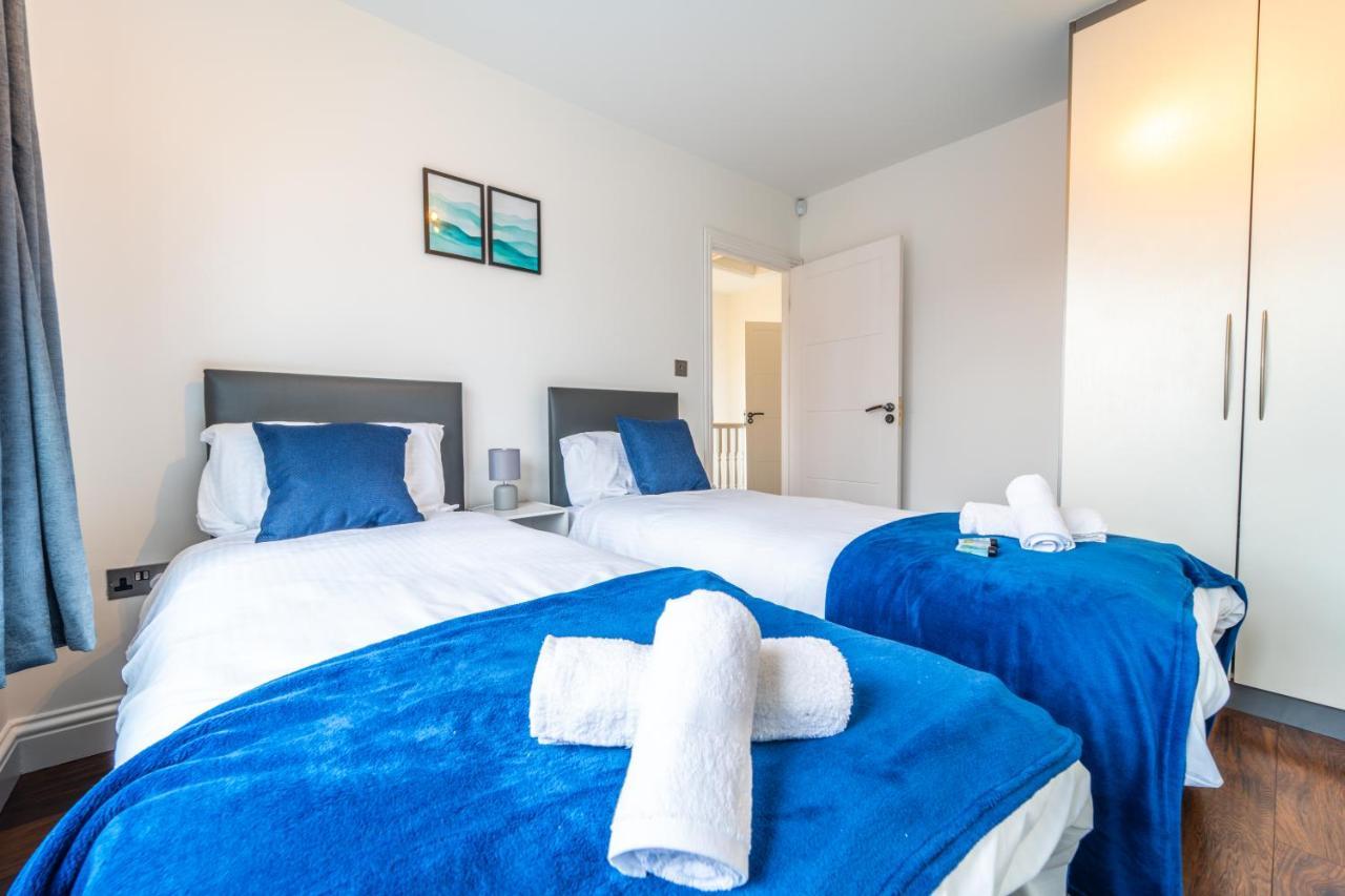 Modern Spacious 4 Bed Hayes Home With Free Parking Exterior foto