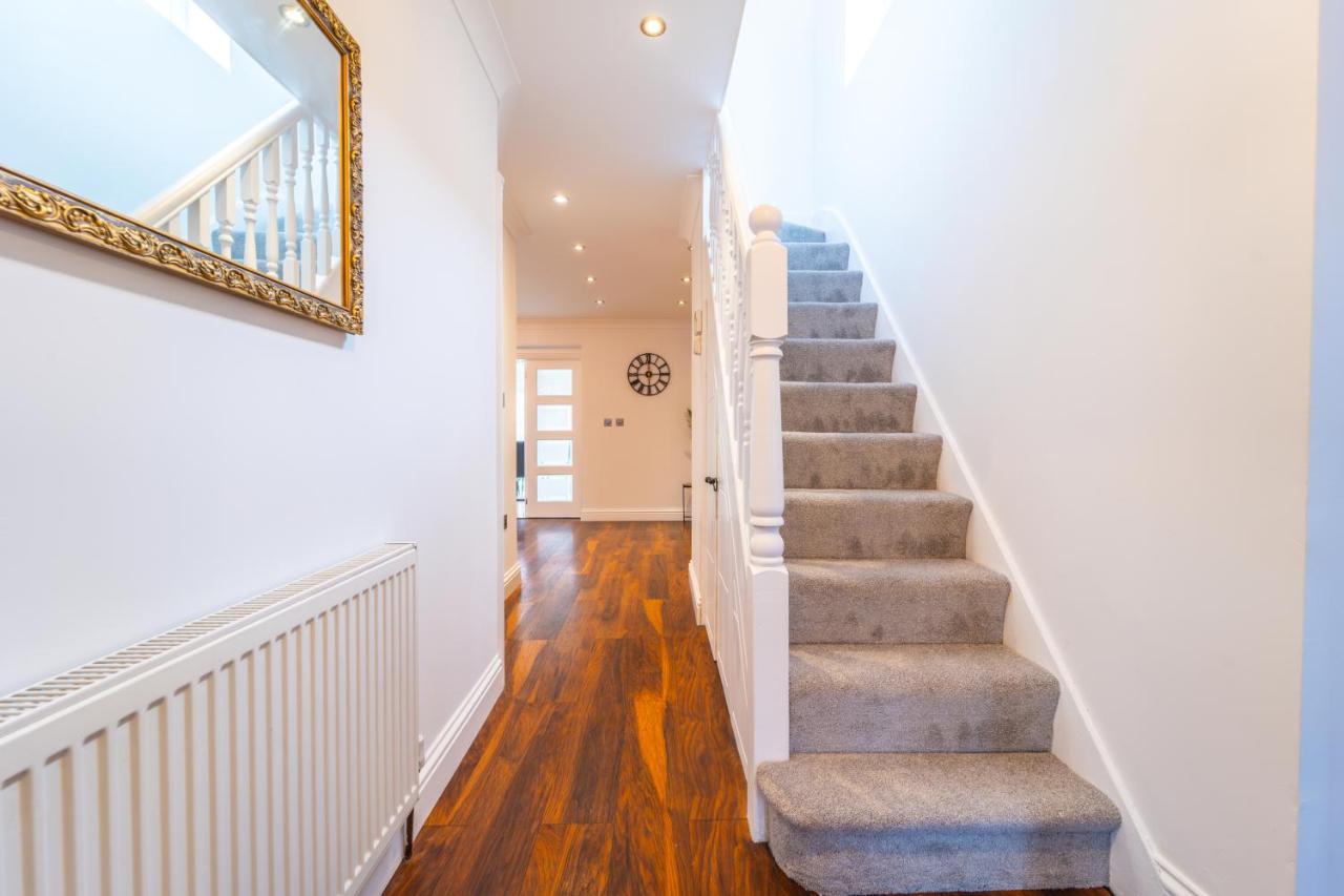 Modern Spacious 4 Bed Hayes Home With Free Parking Exterior foto
