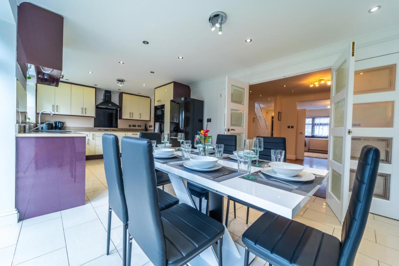 Modern Spacious 4 Bed Hayes Home With Free Parking Exterior foto